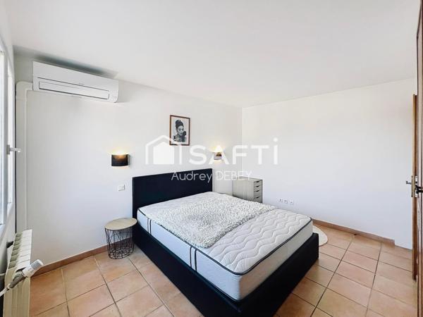 L’ÉLÉGANCE DU PLAIN-PIED ALLIÉE À UNE VUE DÉGAGÉE - UNE SIGNATURE ARCHITECTURALE AUX VOLUMES GENEREUX