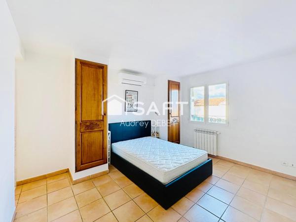 L’ÉLÉGANCE DU PLAIN-PIED ALLIÉE À UNE VUE DÉGAGÉE - UNE SIGNATURE ARCHITECTURALE AUX VOLUMES GENEREUX