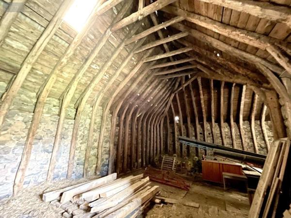 Maison à vendre à Peyre en Aubrac en Lozère (48130), ref : 48032-184