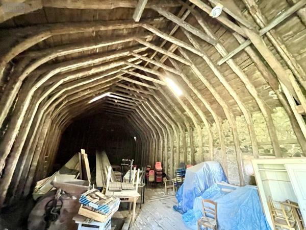 Maison à vendre à Peyre en Aubrac en Lozère (48130), ref : 48032-184