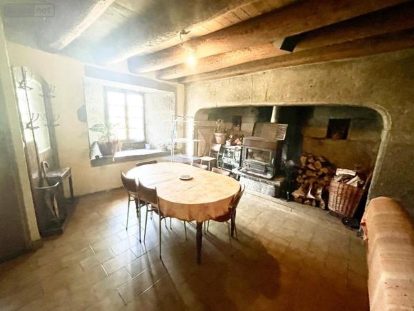 Maison à vendre à Peyre en Aubrac en Lozère (48130), ref : 48032-184