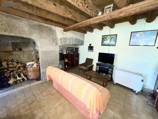 Maison à vendre à Peyre en Aubrac en Lozère (48130), ref : 48032-184