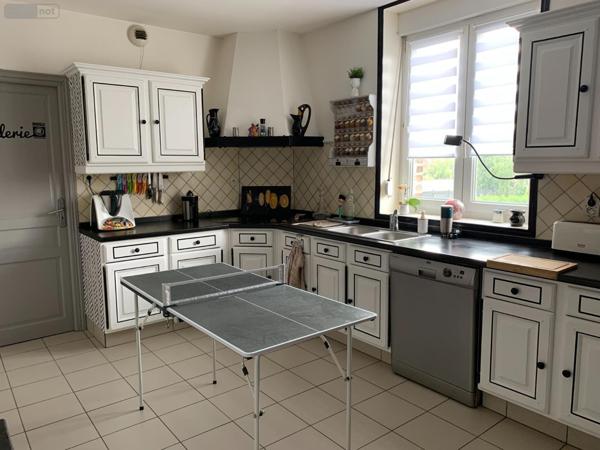 Appartement à louer à Bailleul dans le Nord (59270), ref : FLOCB135
