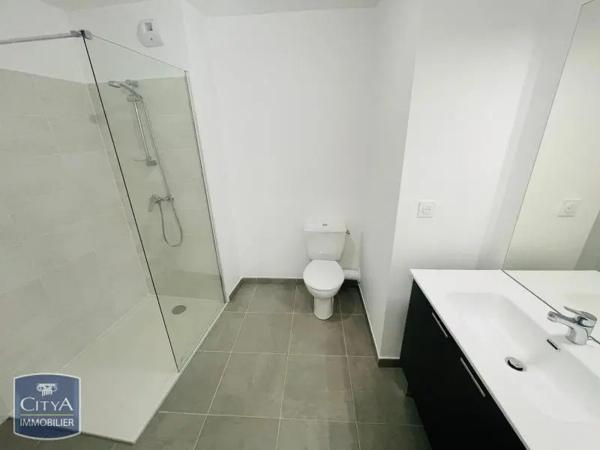 Appartement à louer 3 pièces 59.06m² Toulon (83000)