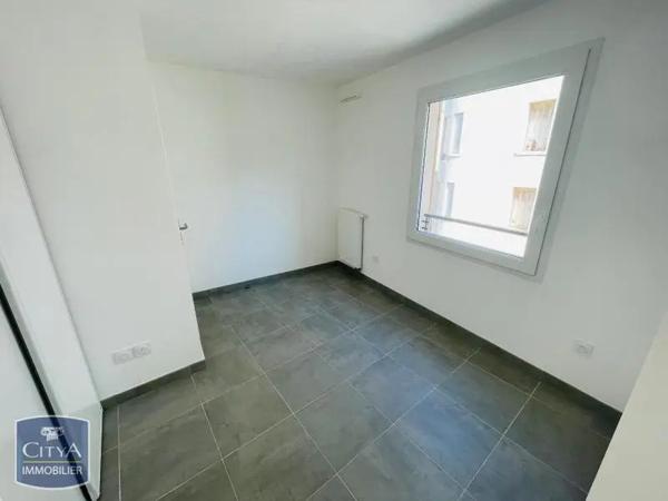 Appartement à louer 3 pièces 59.06m² Toulon (83000)