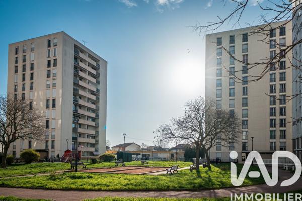 Appartement à vendre 4 pièces 78 m² Colombes