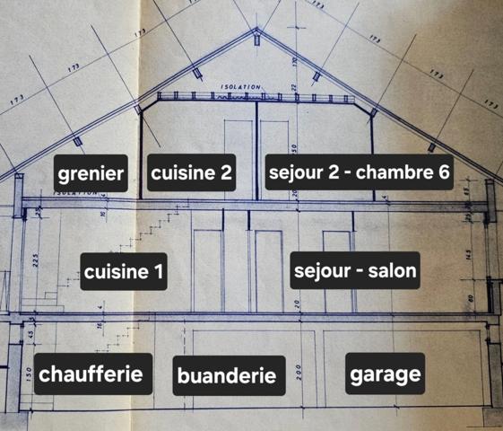 Maison familiale T8 à fort potentiel – Aux portes de Dijon