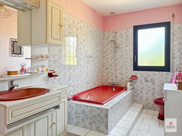 Maison  La Fleche 6 pièce(s) 137.66 m2