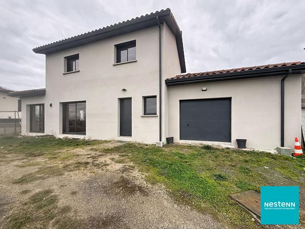 A Chambost Longessaigne , 20 min de Feurs, maison de 2023, 121,62 m2 habitables, 6 pièces dont 3 chambres et un bureau sur terrain de 695 m2