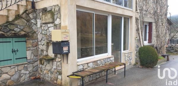 Location appartement 4 pièces 95 m² Noyers-sur-Jabron