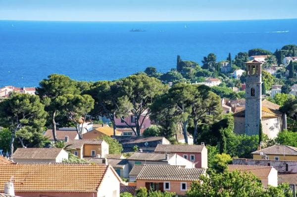 Carqueiranne (83320) VENTE TERRAIN À BÂTIR