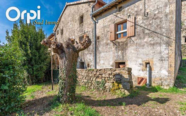 Maison à louer    3 pièces •  Issamoulenc