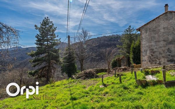 Maison à louer    3 pièces •  Issamoulenc