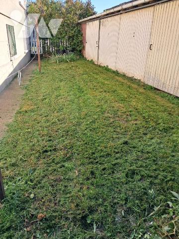 A vendre à VALENCE-EN-POITOU, COUHE,  Un pavillon sur sous-sol, de 166 au sein d'un terrain de 797m²