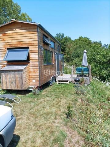 Terrain à batir avec tiny house Siarrouy