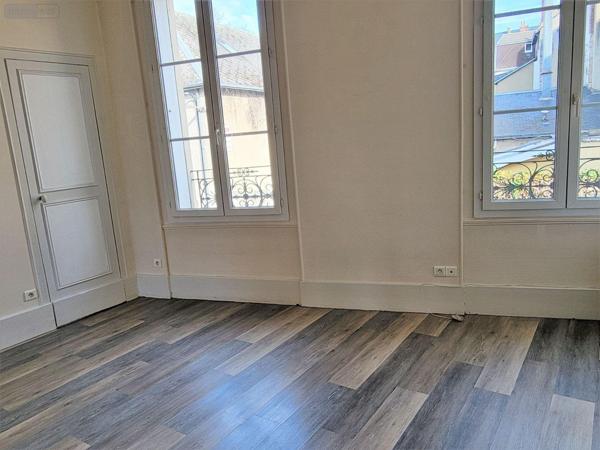 Immeuble de rapport à vendre à Châteaudun dans l'Eure-et-Loir (28200), ref : RCS/654