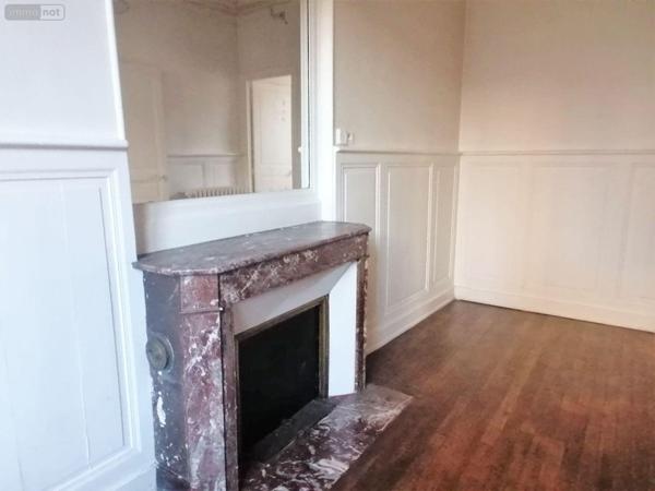 Immeuble de rapport à vendre à Châteaudun dans l'Eure-et-Loir (28200), ref : RCS/654