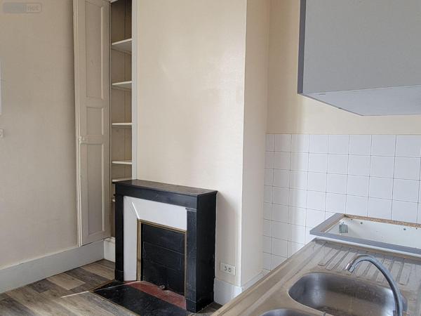 Immeuble de rapport à vendre à Châteaudun dans l'Eure-et-Loir (28200), ref : RCS/654