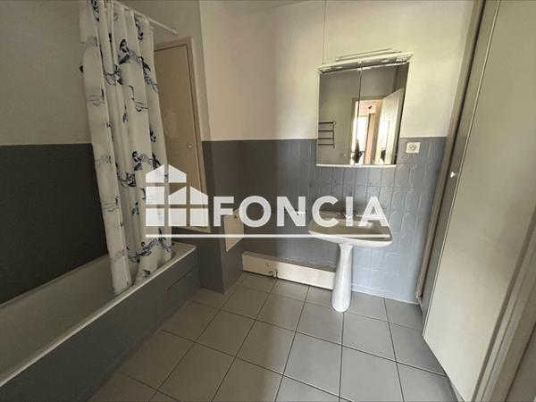 Location Appartement 2 pièces 62.4 m² - 33 AVENUE DU PT KENNEDY Mulhouse 68200