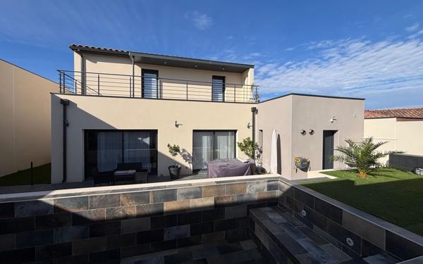 Maison à vendre    5 pièces •  Narbonne