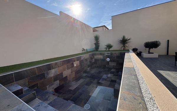 Maison à vendre    5 pièces •  Narbonne