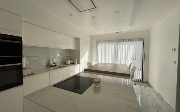 Maison à vendre    5 pièces •  Narbonne