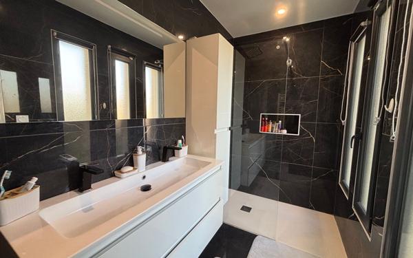 Maison à vendre    5 pièces •  Narbonne