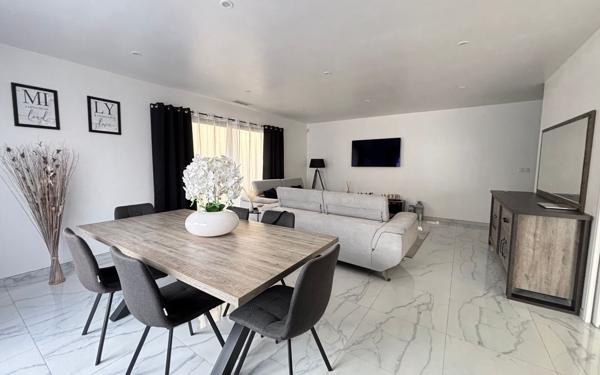 Maison à vendre    5 pièces •  Narbonne