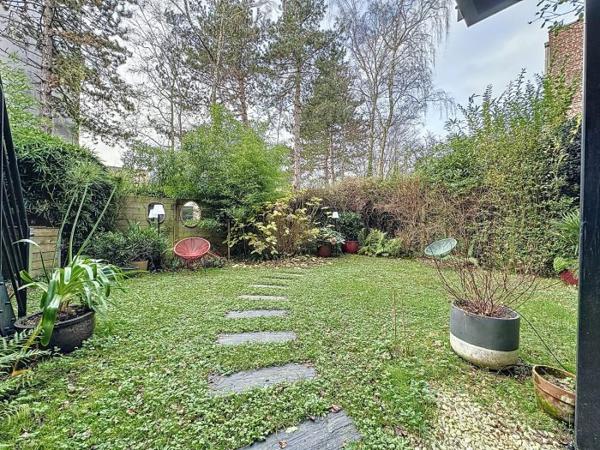 Maison mitoyenne 2 côtés Marcq-en-Baroeul 225 m²