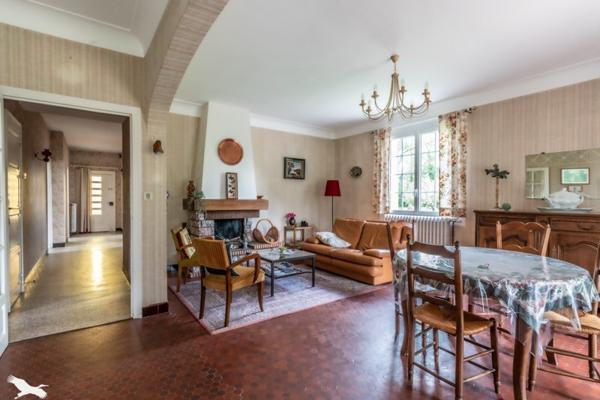 Maison à vendre |  Chassenon |  7 pièces | 136 m²