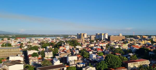 Pointe-à-Pitre (97110) Grand T4 vue mer unique