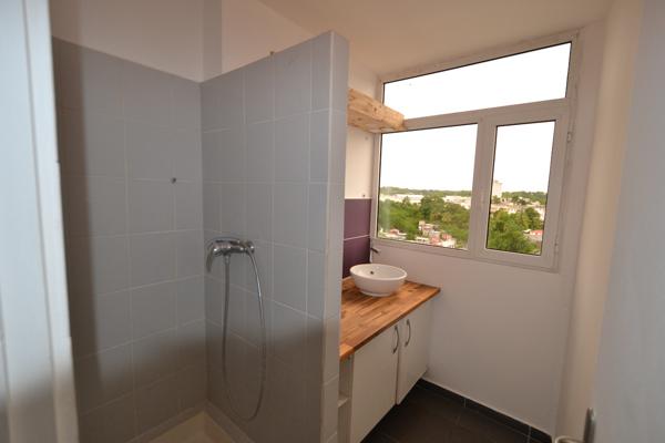 Pointe-à-Pitre (97110) Grand T4 vue mer unique