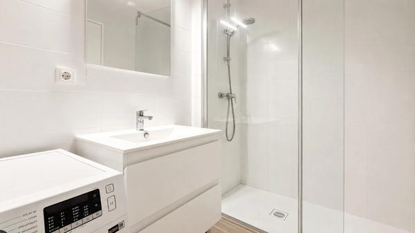 À LOUER MEUBLÉ À DAX CENTRE – APPARTEMENT T2 DE 46,09 M² AVEC TERRASSE ET PARKING