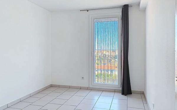 Appartement à vendre    3 pièces • 50 m2 Avignon