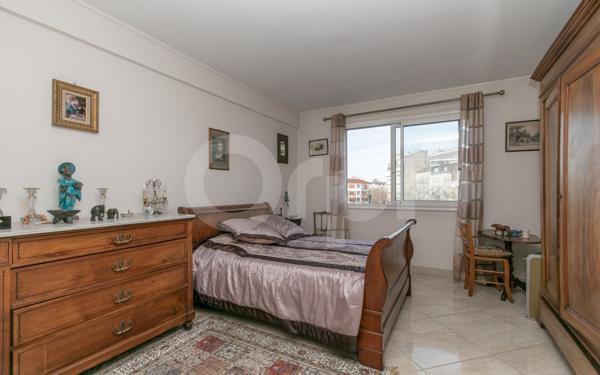 Appartement à vendre    4 pièces • 127,14 m2 Nogent-sur-Marne