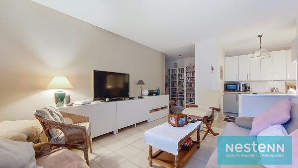 Appartement ISTRES, 2 pièces, rez de chaussée avec terrasse et garage.
