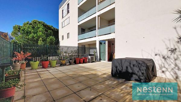 Appartement ISTRES, 2 pièces, rez de chaussée avec terrasse et garage.