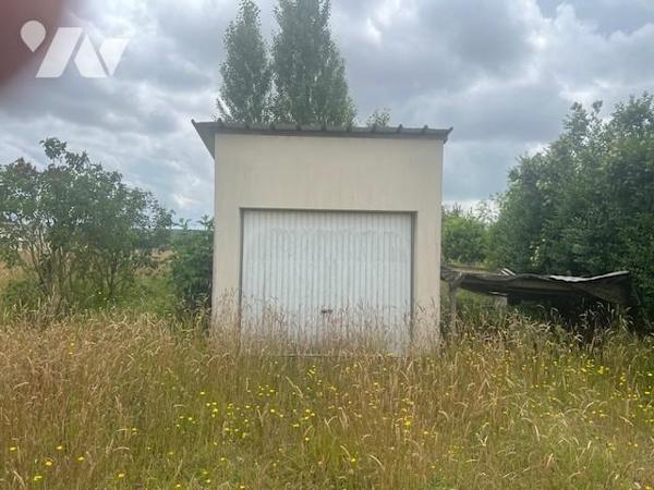 MESNIL EN OUCHE EPINAY MAISON STYLE FERMETTE AVEC JARDIN ET GARAGE