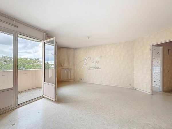 Appartement de 3 pièces avec 2 balcon