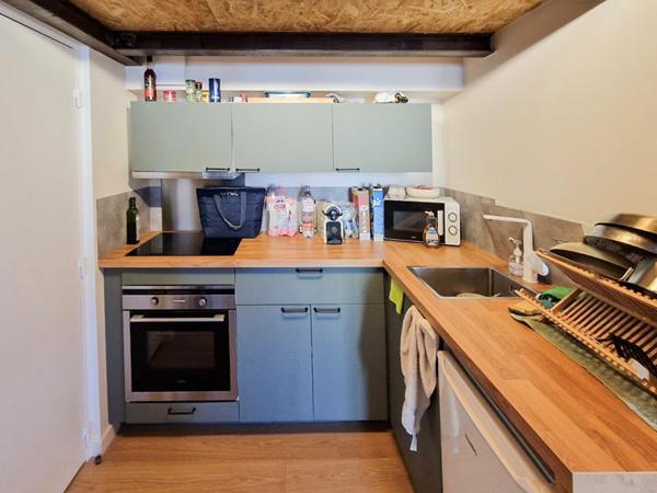 Gardanne - 2 logements - T2 et studio - 58m2 - plafond cathédrale - refaits à neuf - belles prestations