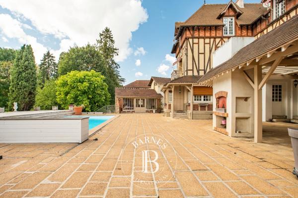 Vaux-sur-Seine, Propriété 7 Chambres -  360 m² à vendre