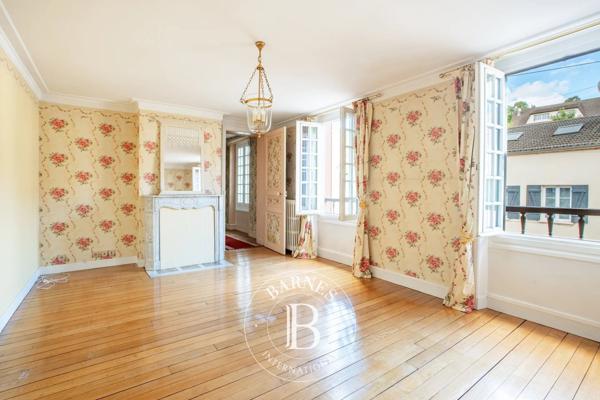 Vaux-sur-Seine, Propriété 7 Chambres -  360 m² à vendre