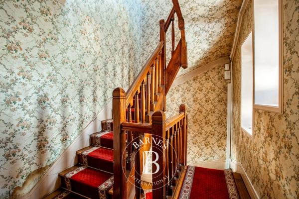 Vaux-sur-Seine, Propriété 7 Chambres -  360 m² à vendre