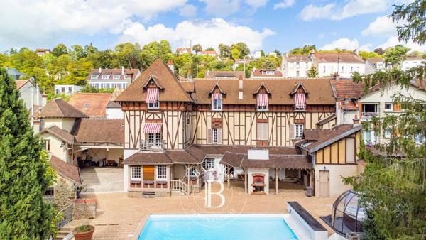 Vaux-sur-Seine, Propriété 7 Chambres -  360 m² à vendre