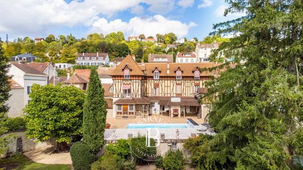 Vaux-sur-Seine, Propriété 7 Chambres -  360 m² à vendre