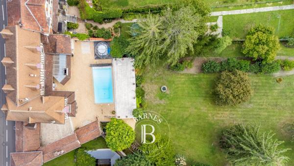 Vaux-sur-Seine, Propriété 7 Chambres -  360 m² à vendre