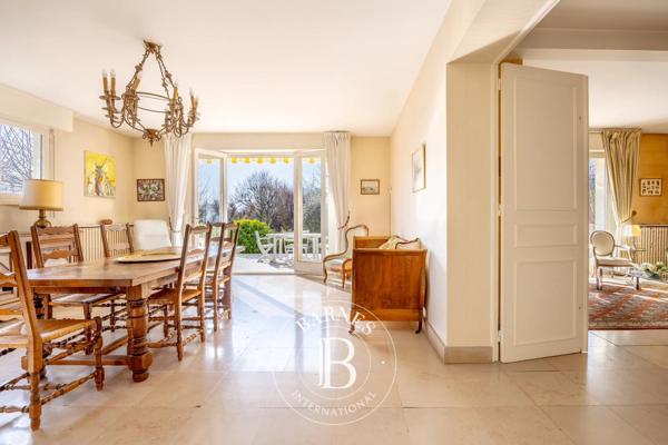 Sceaux, Maison 9 Chambres -  300 m² à vendre