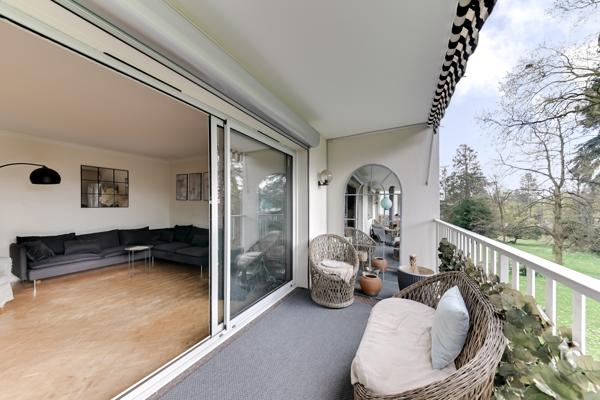 Ecully, dans résidence de standing appartement familial avec terrasse de 120 m2