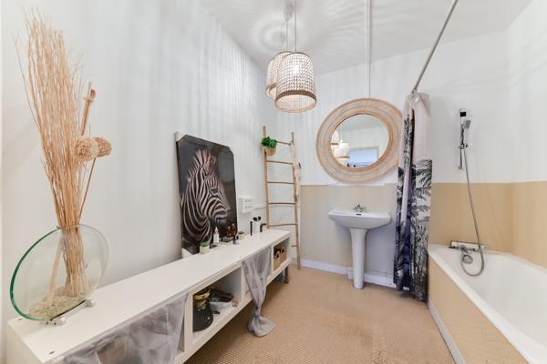 Ecully, dans résidence de standing appartement familial avec terrasse de 120 m2