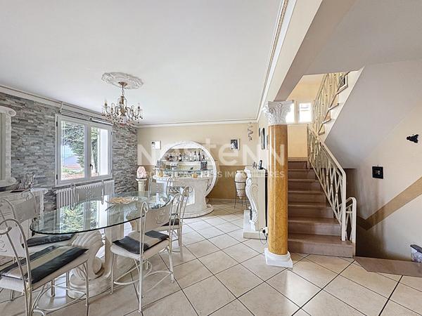 A VENDRE - Maison familiale 5 chambres avec jardin et sous-sol total ? Morangis secteur calme